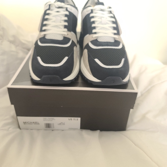 MICHAEL KORS MAN SHOE - Picture 10 of 10